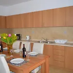 根纳季花园公寓和别墅公寓式酒店 4*