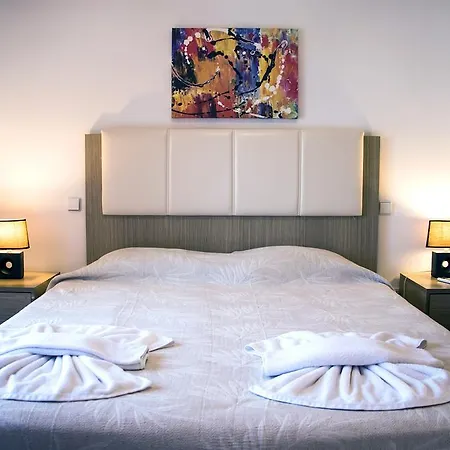 Gardens & غينادي