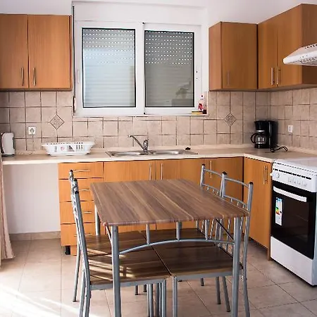 Gardens & 4* غينادي