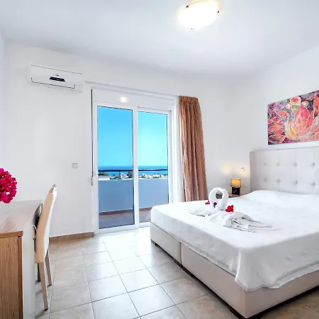 Aparthotel Gardens & 3*
