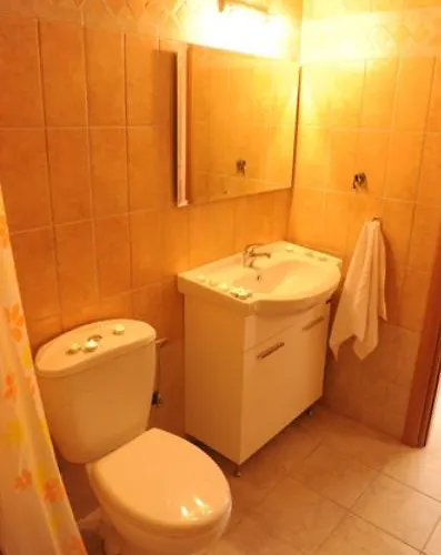 Aparthotel Gardens & 4*