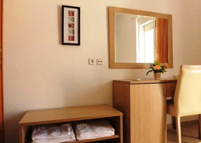 Gardens & 4* Gennadi