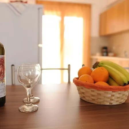 Gardens & 4* Gennadi