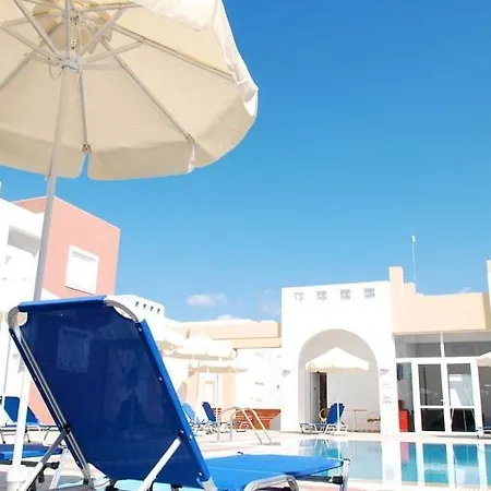 Gardens & Apartahotel 4*