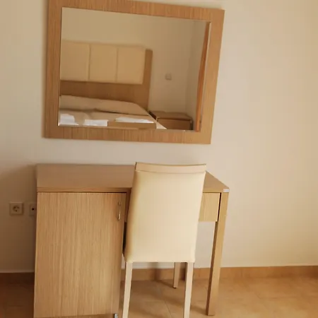 Gardens & 4* Gennadi