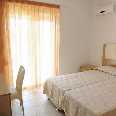 Hotel de apartamente Gardens & 4*