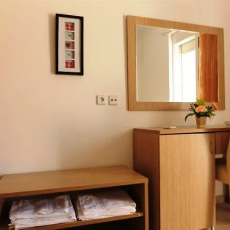 Gardens & 4* Gennadi