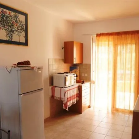 Gardens & Apartahotel Gennadi