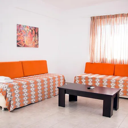 Gardens & 4* Gennadi