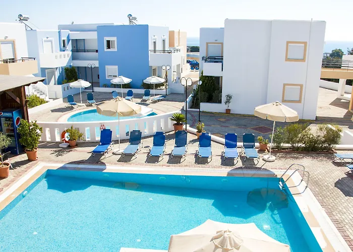 Gardens & Apartmanhotel Jenádi